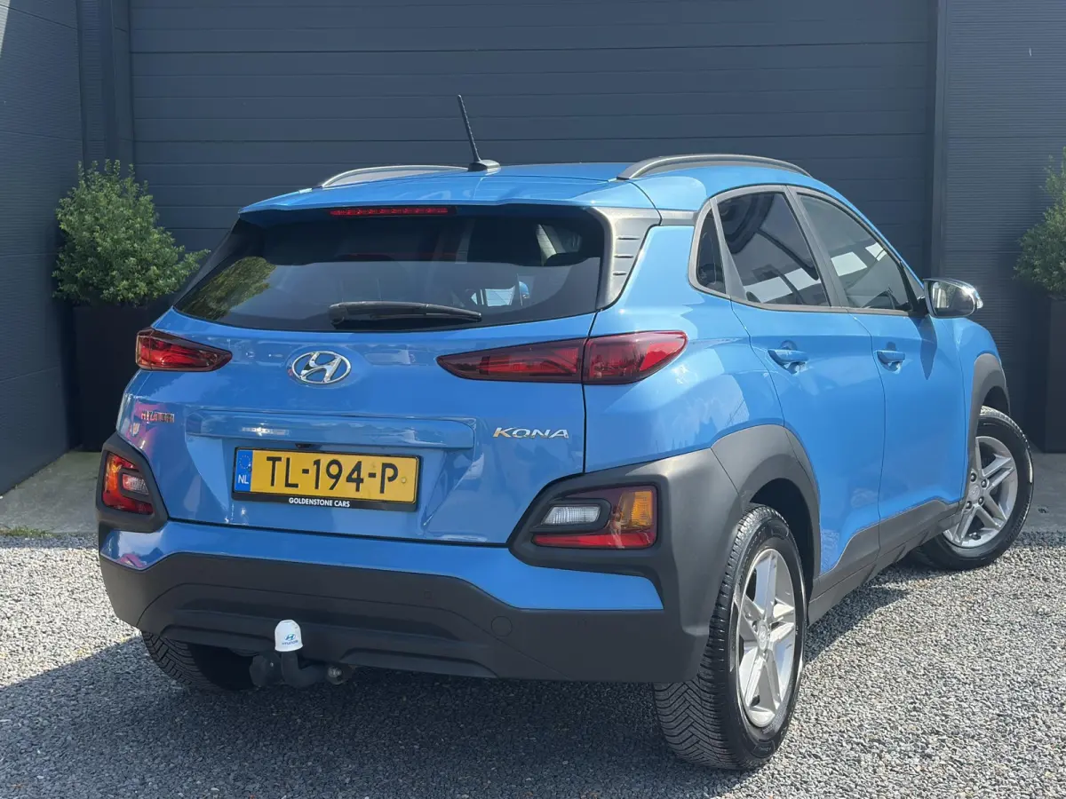 1.0T Essence 2e Eigenaar,Trekhaak,Camera,Carplay,Navi,Clima,Cruise,6 Bak,N.A.P,120pk,Lm velgen,Rijstrooksensor,Pdc,Apk tot 03-2027