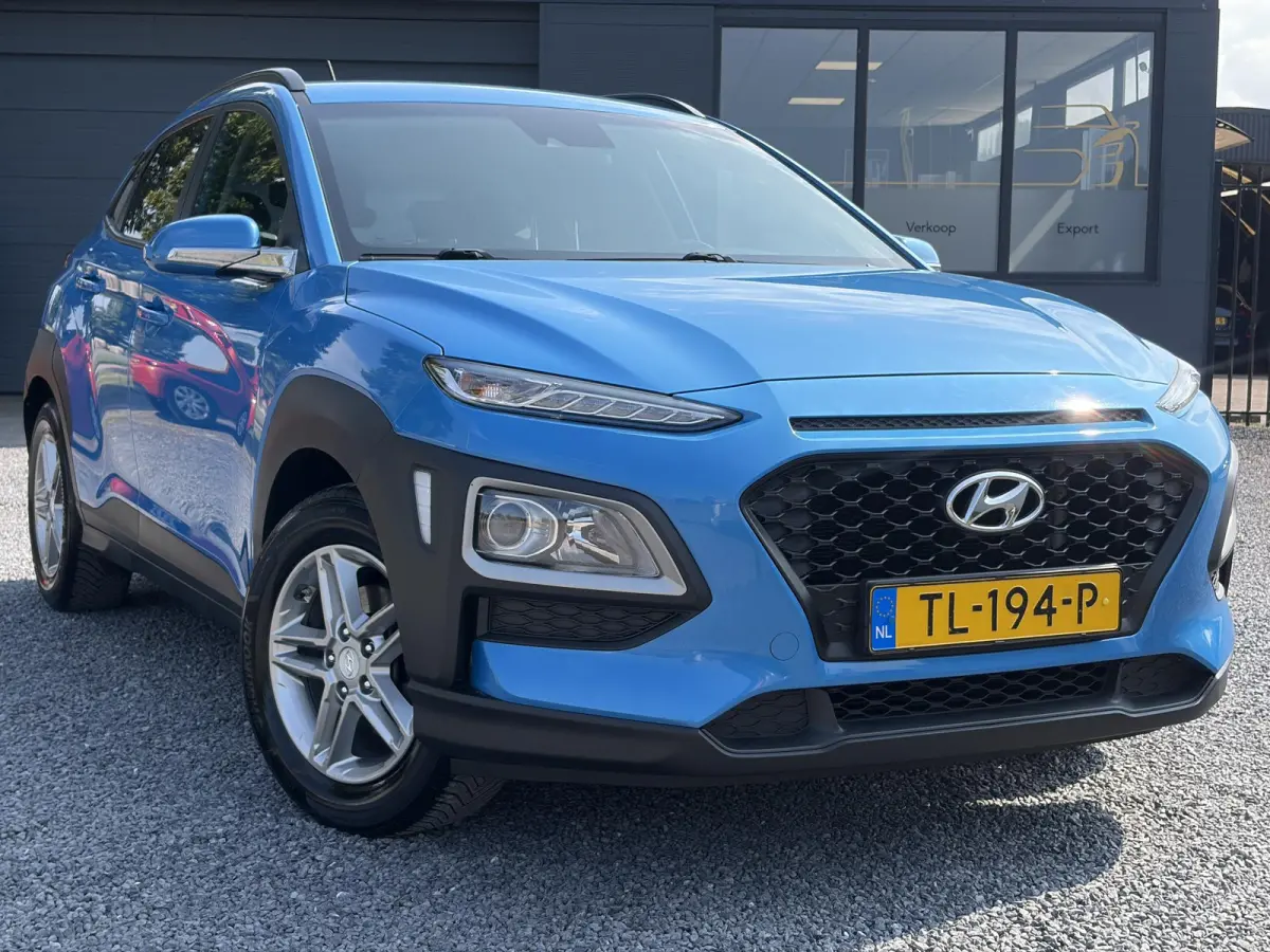 1.0T Essence 2e Eigenaar,Trekhaak,Camera,Carplay,Navi,Clima,Cruise,6 Bak,N.A.P,120pk,Lm velgen,Rijstrooksensor,Pdc,Apk tot 03-2027