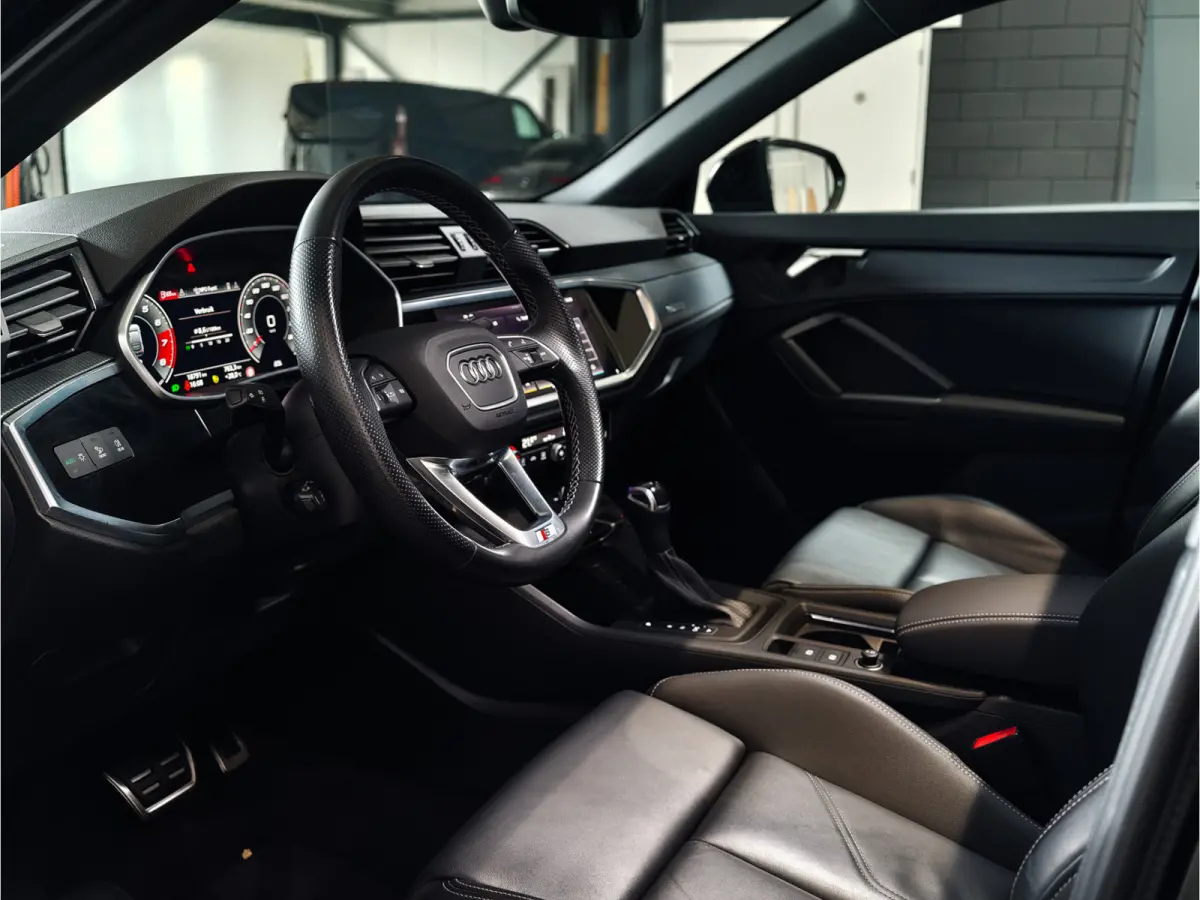 35 TFSI 3x S Line Pano | Keyless | Trekhaak | Matrix | Camera | Leder