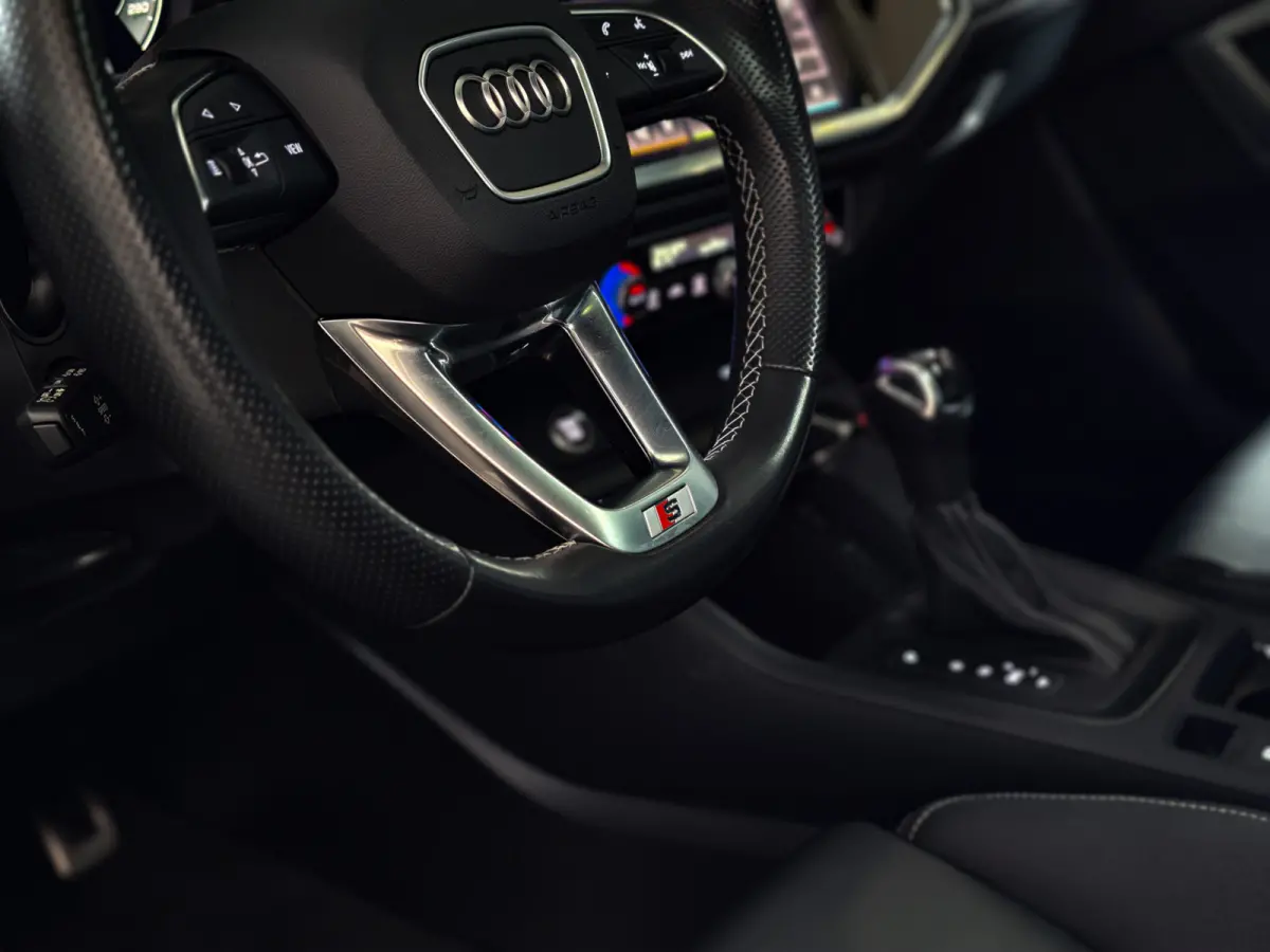 35 TFSI 3x S Line Pano | Keyless | Trekhaak | Matrix | Camera | Leder