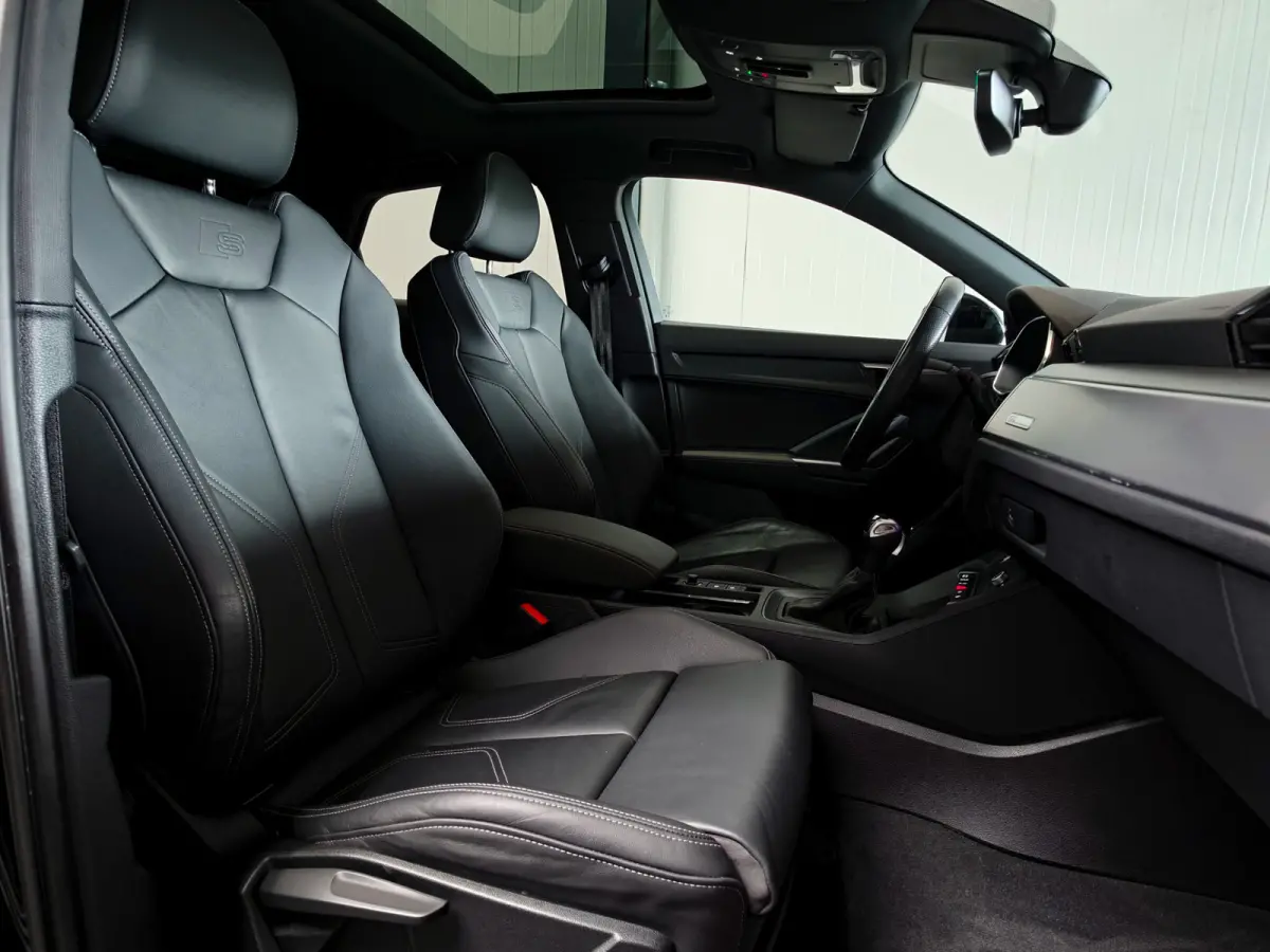 35 TFSI 3x S Line Pano | Keyless | Trekhaak | Matrix | Camera | Leder
