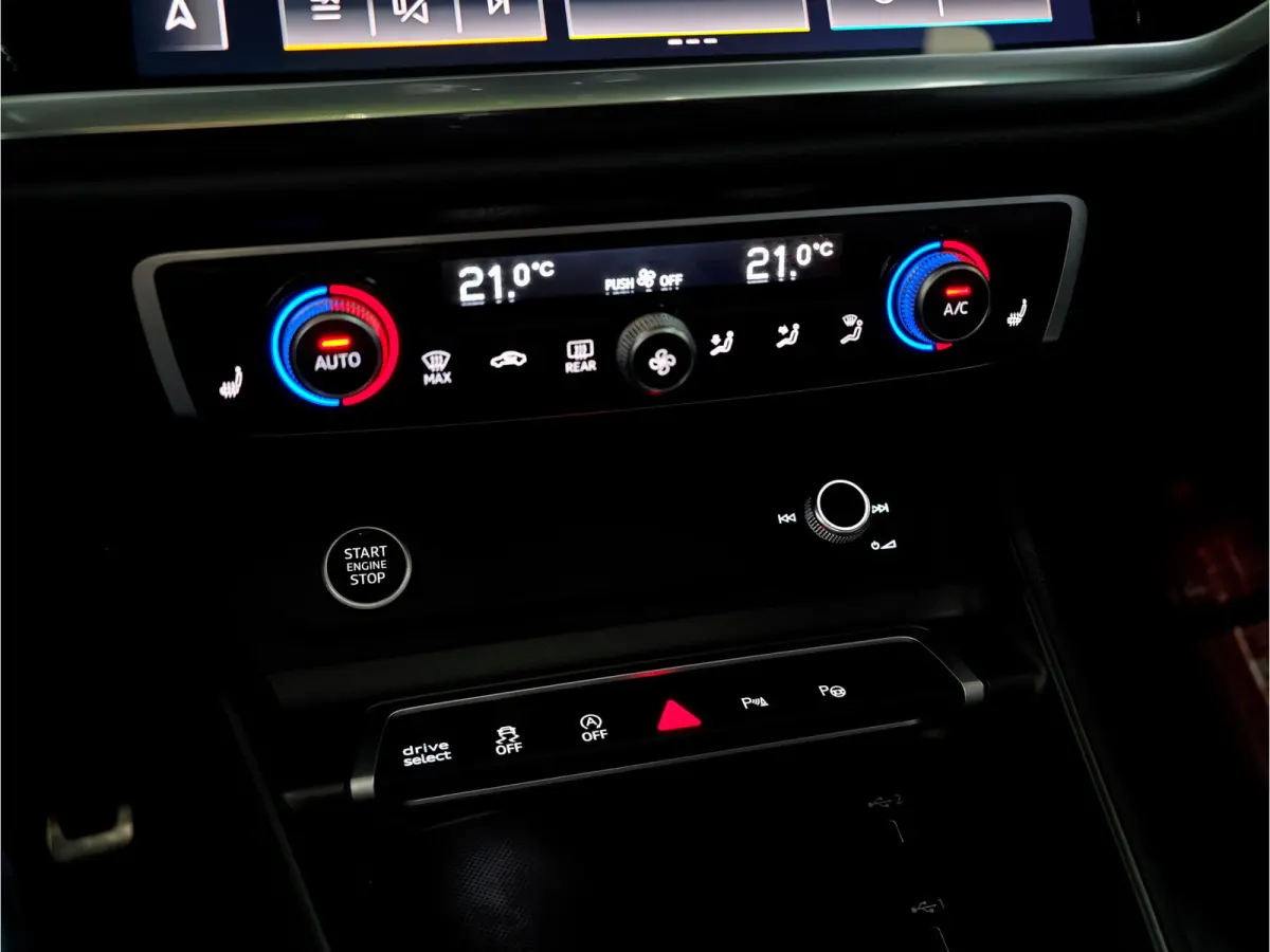 35 TFSI 3x S Line Pano | Keyless | Trekhaak | Matrix | Camera | Leder