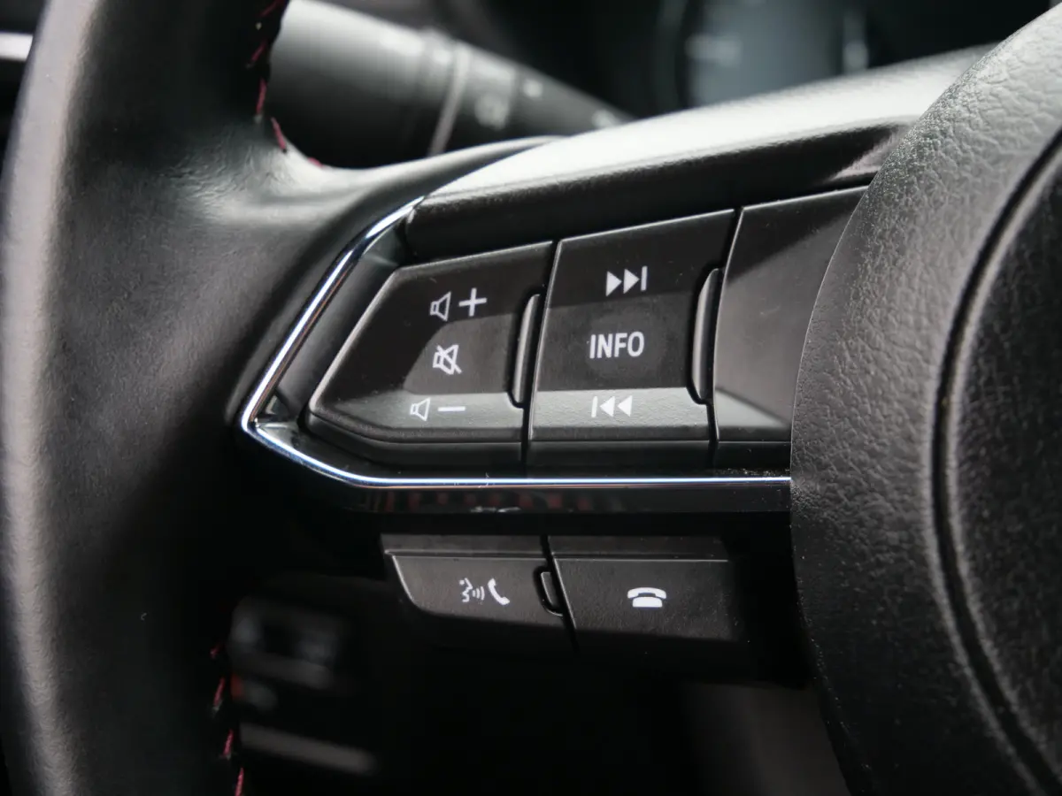 2.0 SkyActiv-G 165 Homura Automaat Stuurverwarming / Trekhaak / Head-up display