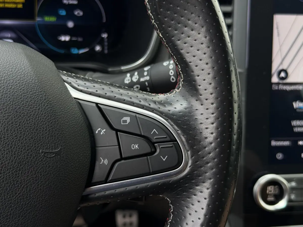 Estate 1.6 Plug-In Hybrid 160 R.S. Line