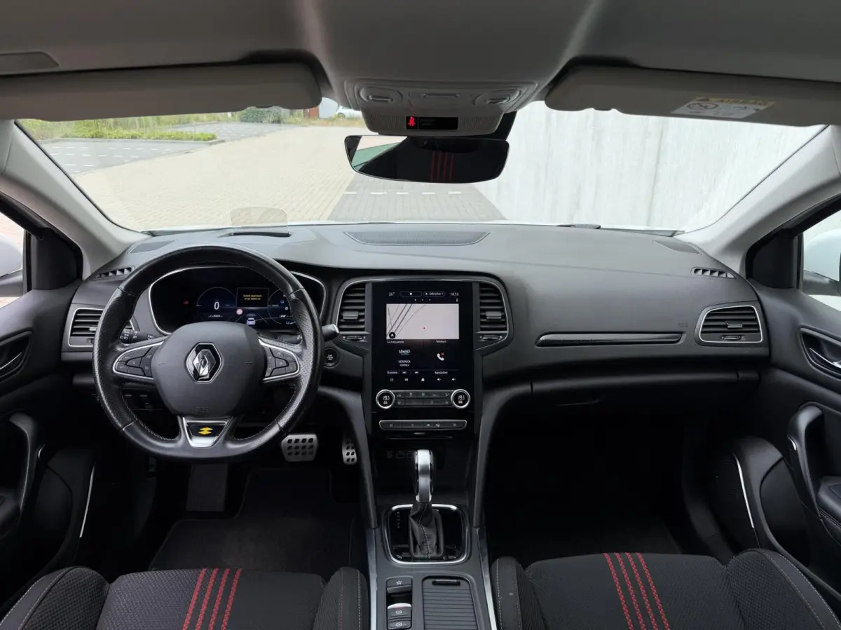 Estate 1.6 Plug-In Hybrid 160 R.S. Line
