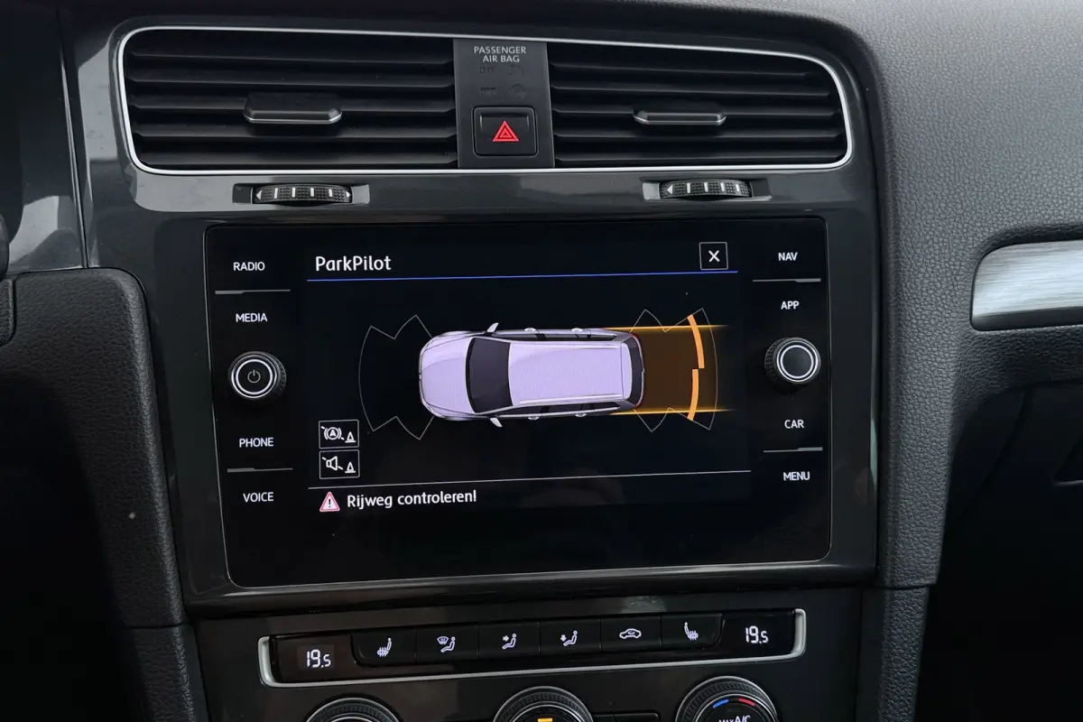 1.5 TSI Comfortline Business | Org NL | CarPlay | Stoelverwarming | Adap. Cruise | Comfortstoelen |