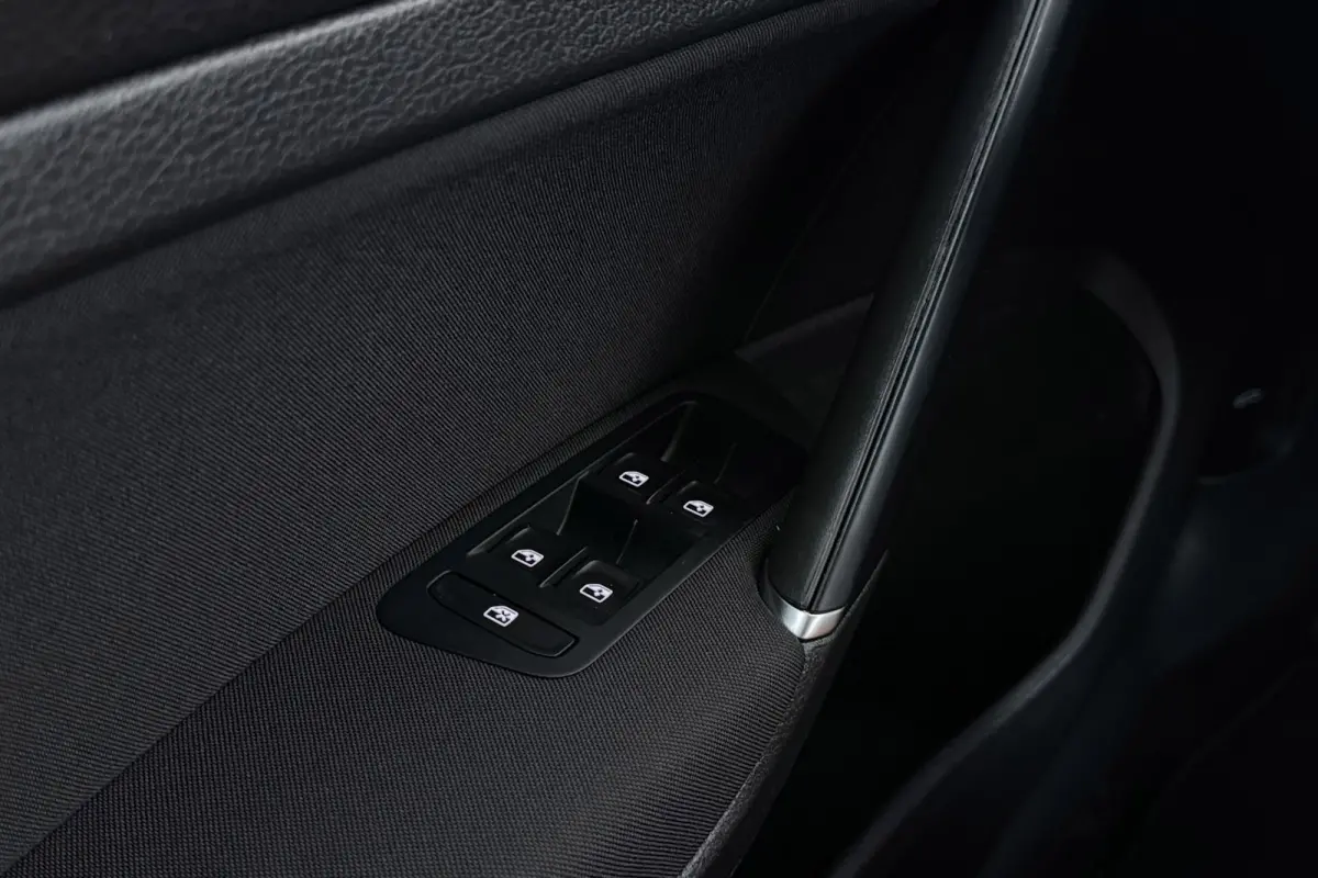 1.5 TSI Comfortline Business | Org NL | CarPlay | Stoelverwarming | Adap. Cruise | Comfortstoelen |