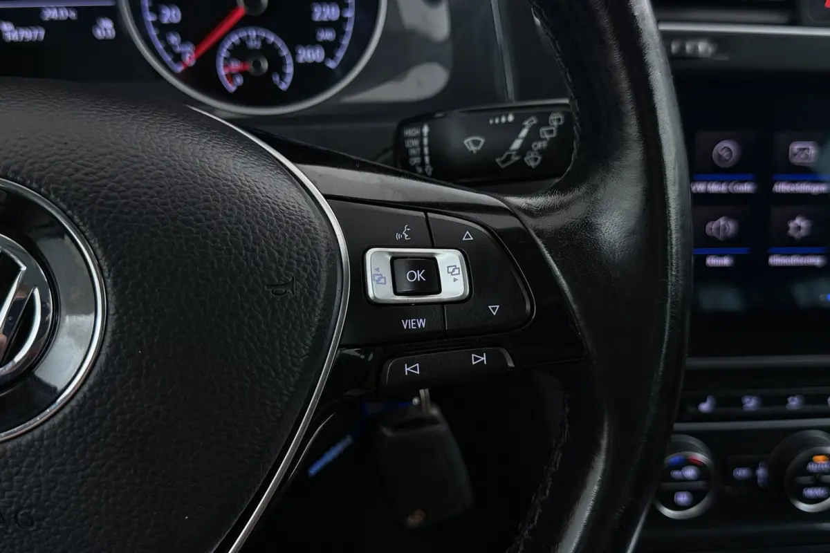 1.5 TSI Comfortline Business | Org NL | CarPlay | Stoelverwarming | Adap. Cruise | Comfortstoelen |