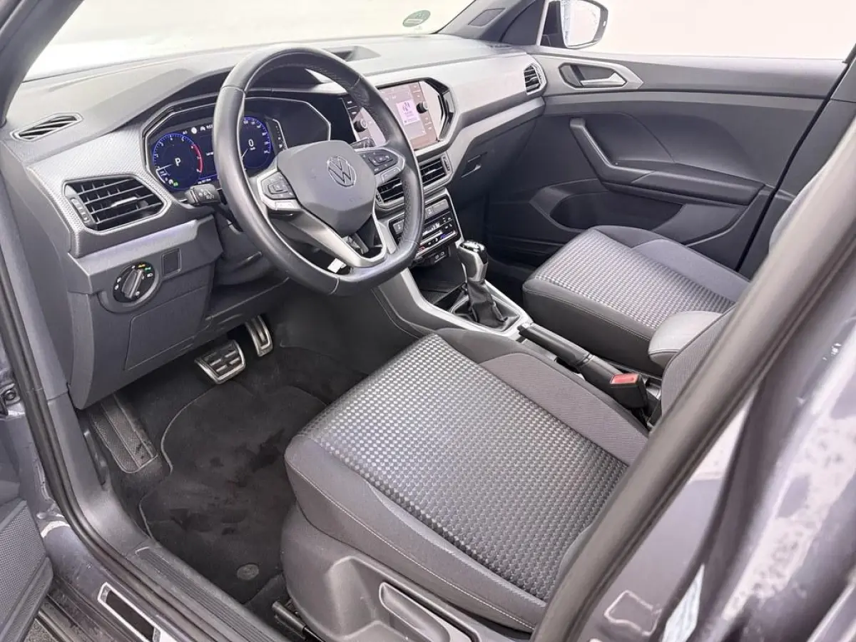 1.0 TSI Automaat Trekhaak/18inch/Camera/Ad.Cruise /Stoelverw/led/Dakrail/4S.Banden