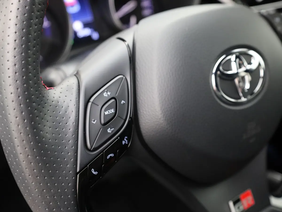 2.0 Hybrid GR-Sport | Trekhaak afnb. | JBL | Blind Spot Monitor | Stoelver. | Prijs Rijklaar!!