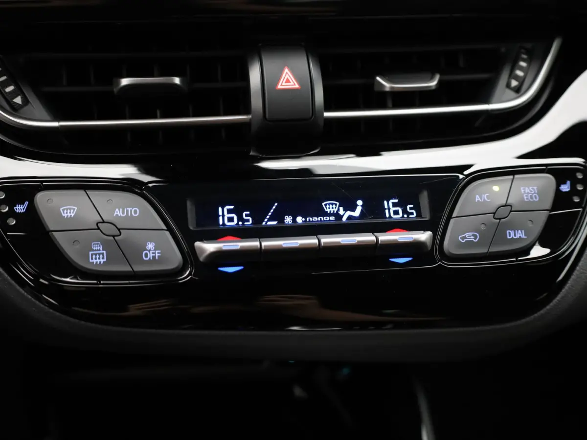 2.0 Hybrid GR-Sport | Trekhaak afnb. | JBL | Blind Spot Monitor | Stoelver. | Prijs Rijklaar!!