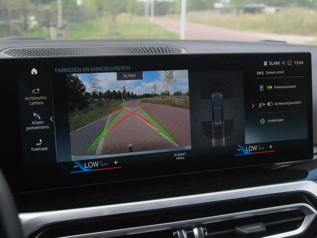 320e | Camera | Trekhaak | Sfeerverlichting | Stoelmemory | Cruise Control |