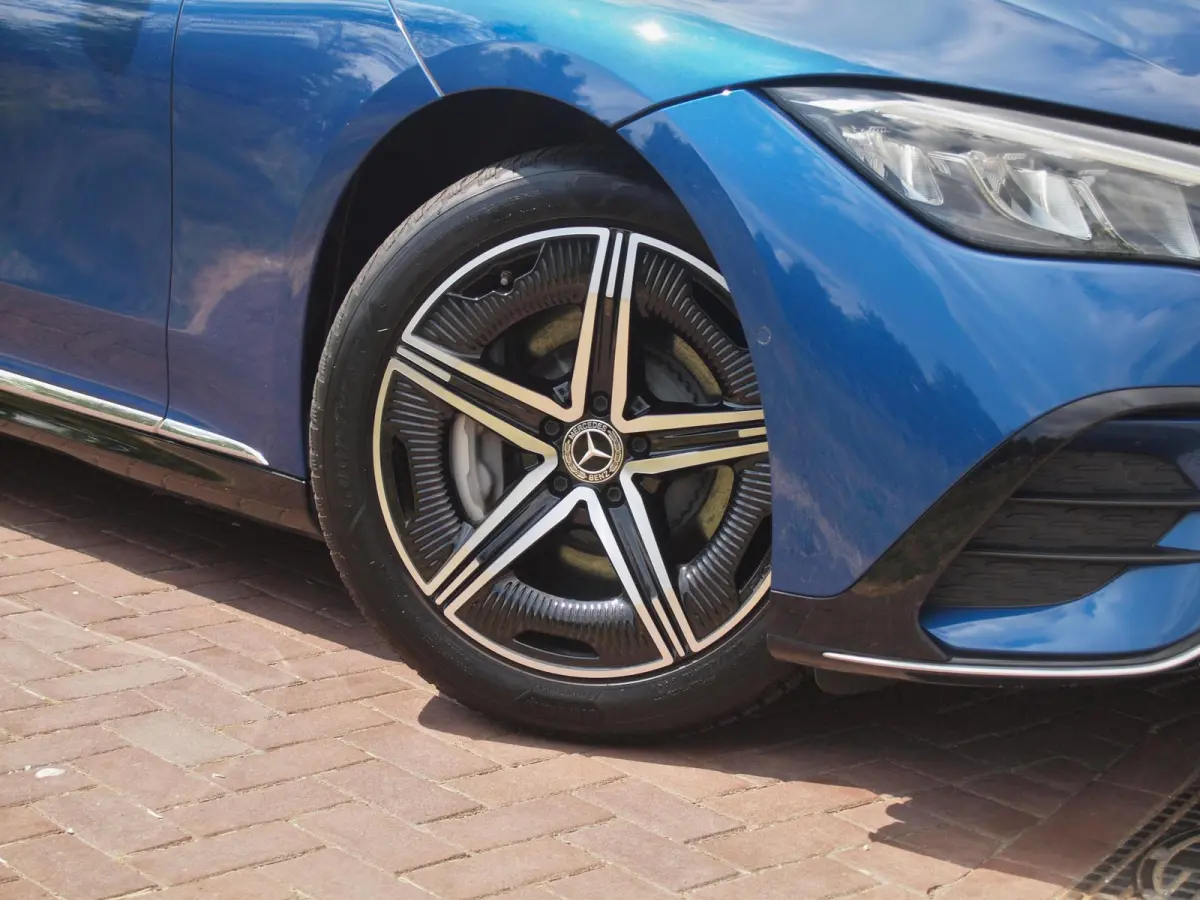 350+ AMG Line 91 kWh | Burmester | Camera | Sfeerverlichting | ACC | NL-Auto |