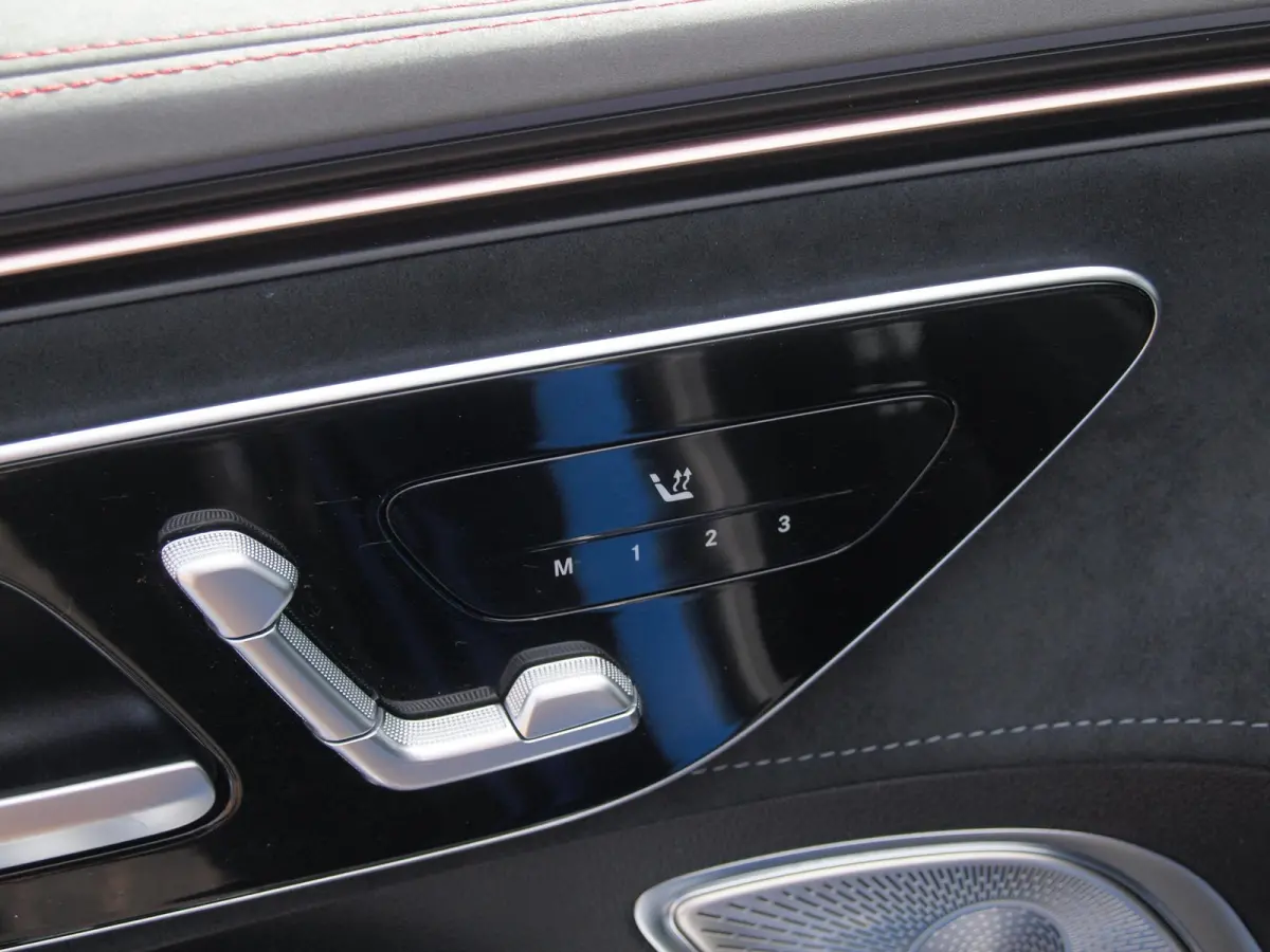 350+ AMG Line 91 kWh | Burmester | Camera | Sfeerverlichting | ACC | NL-Auto |
