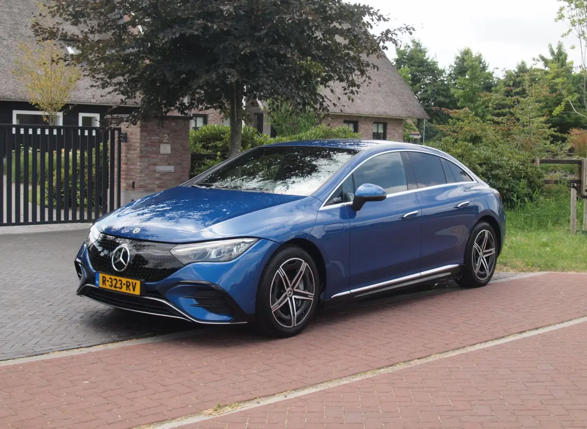 350+ AMG Line 91 kWh | Burmester | Camera | Sfeerverlichting | ACC | NL-Auto |