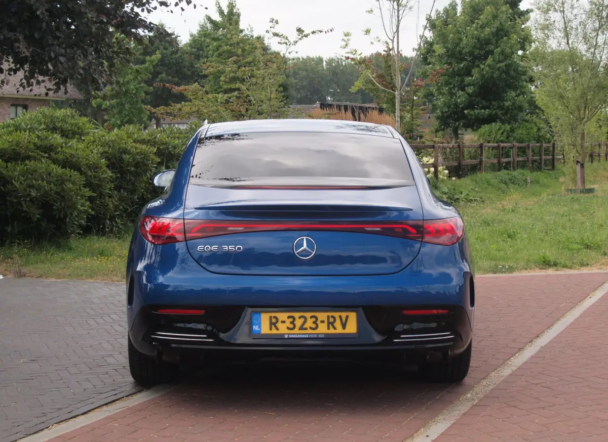 350+ AMG Line 91 kWh | Burmester | Camera | Sfeerverlichting | ACC | NL-Auto |