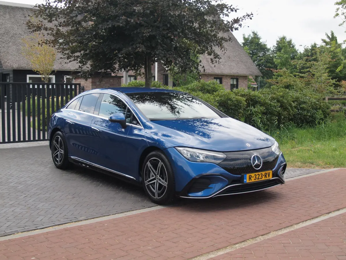 350+ AMG Line 91 kWh | Burmester | Camera | Sfeerverlichting | ACC | NL-Auto |