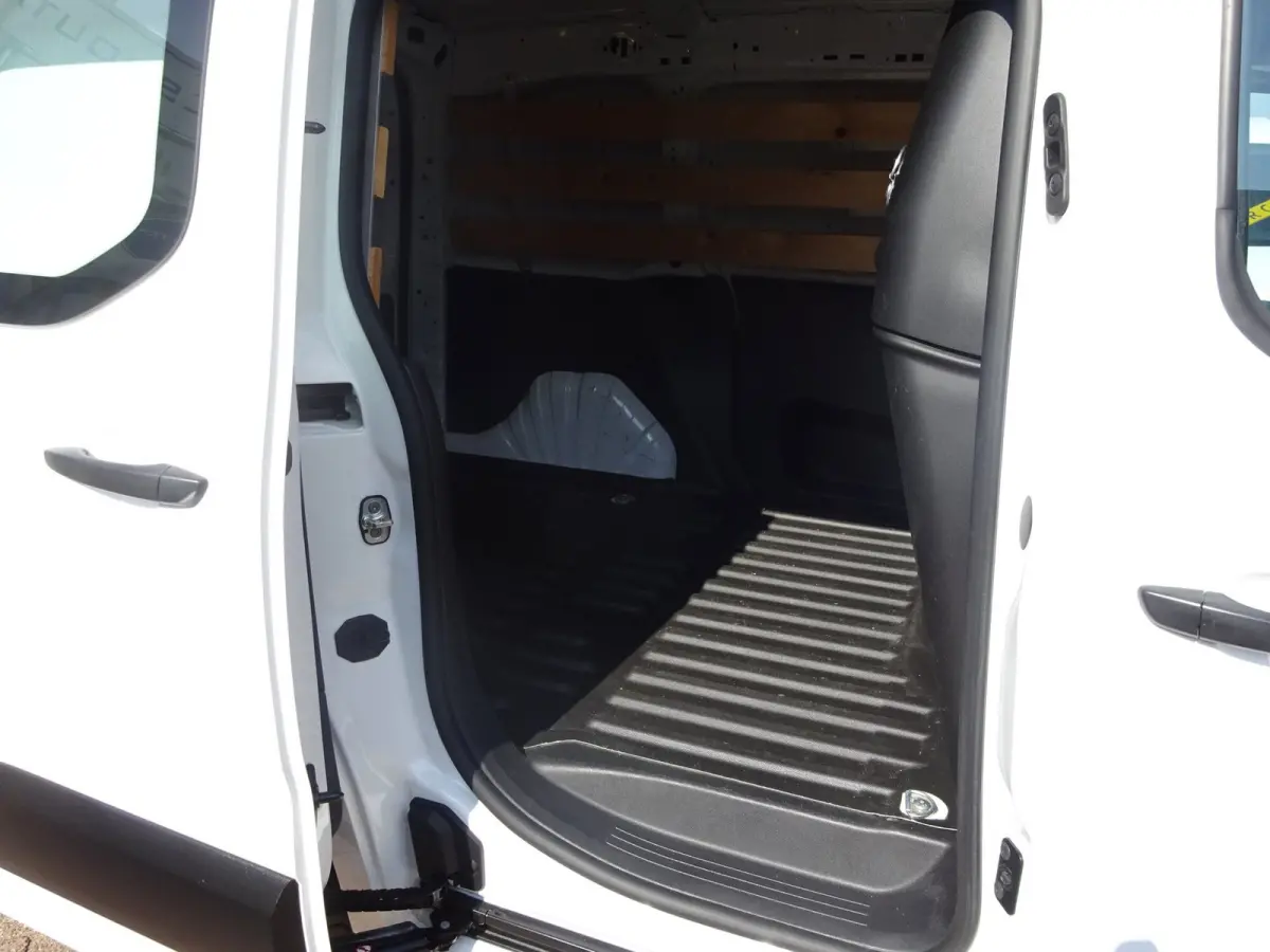 1.2 PureTech Pro BENZINE AIRCO NAVI CRUISE CONTROL PDC SCHUIFDEUR