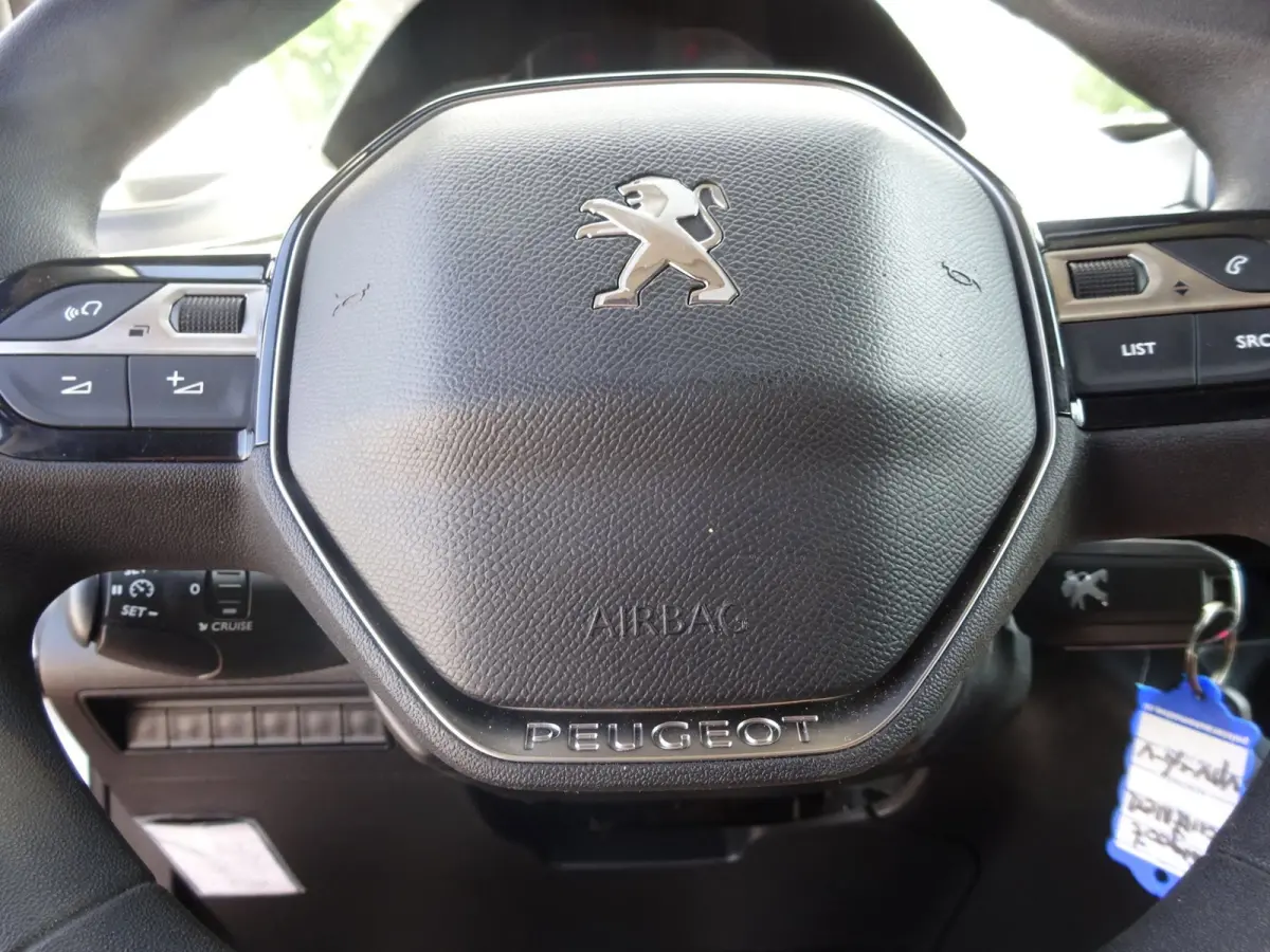 1.2 PureTech Pro BENZINE AIRCO NAVI CRUISE CONTROL PDC SCHUIFDEUR