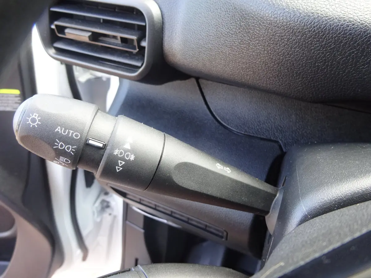 1.2 PureTech Pro BENZINE AIRCO NAVI CRUISE CONTROL PDC SCHUIFDEUR