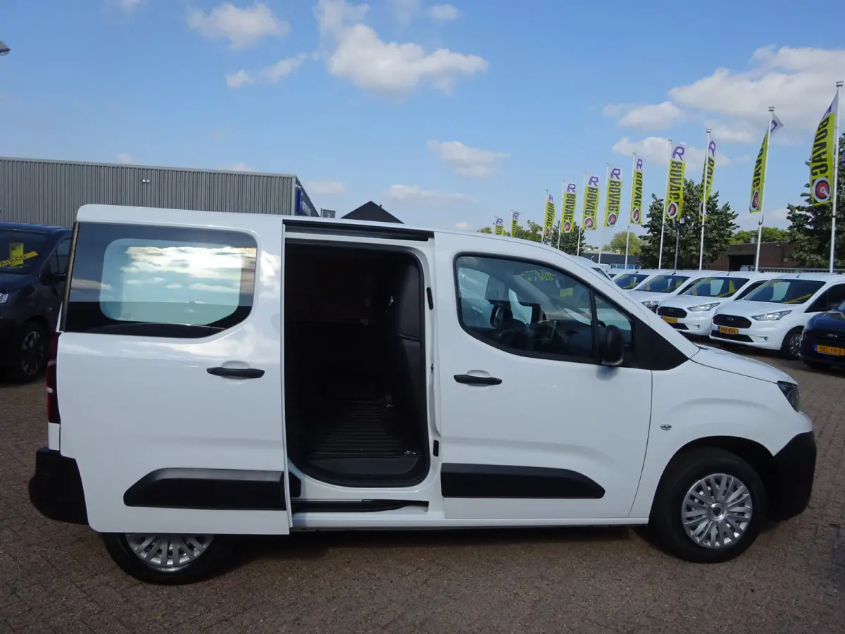 1.2 PureTech Pro BENZINE AIRCO NAVI CRUISE CONTROL PDC SCHUIFDEUR
