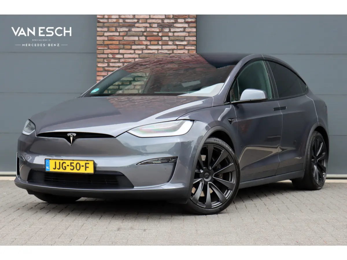 Plaid AWD 6p. 100kWh | 1020pk | 71.500,- ex BTW | Luchtvering | Autopilot | Carbon | Trekhaak | Stoelventilatie | Leder | Sterrenhemel | Display Achter | Verwarmd Stuurwiel |