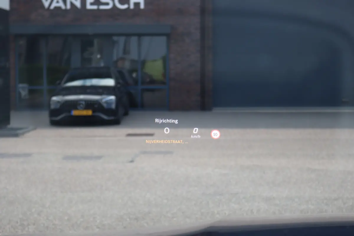350e 4MATIC AMG Line | Luchtvering | Memory | Burmester | Distronic+ | Leder | Stoelventilatie | Panoramadak | HUD | Surround Camera | Dodehoekassistent |