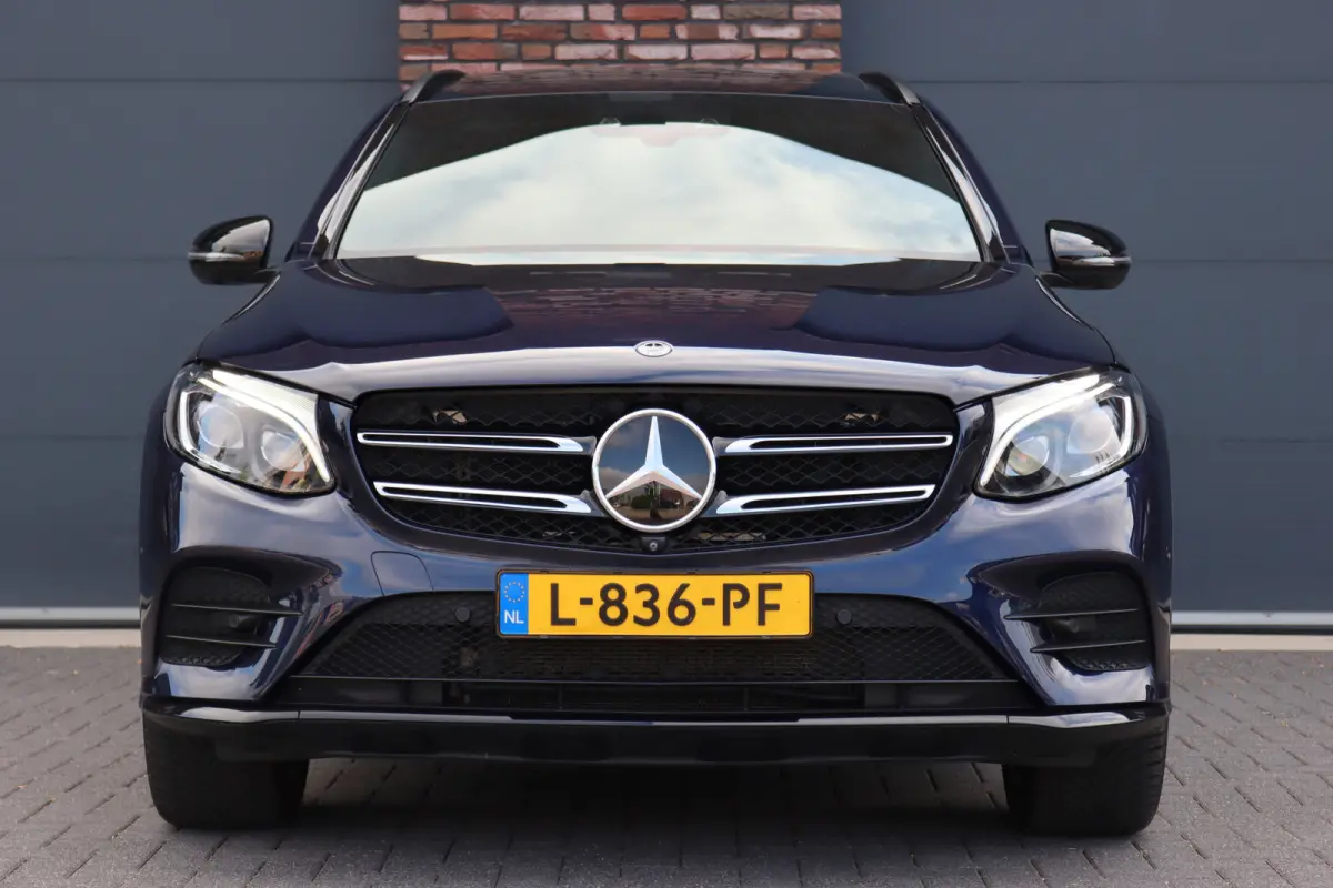 350e 4MATIC AMG Line | Luchtvering | Memory | Burmester | Distronic+ | Leder | Stoelventilatie | Panoramadak | HUD | Surround Camera | Dodehoekassistent |