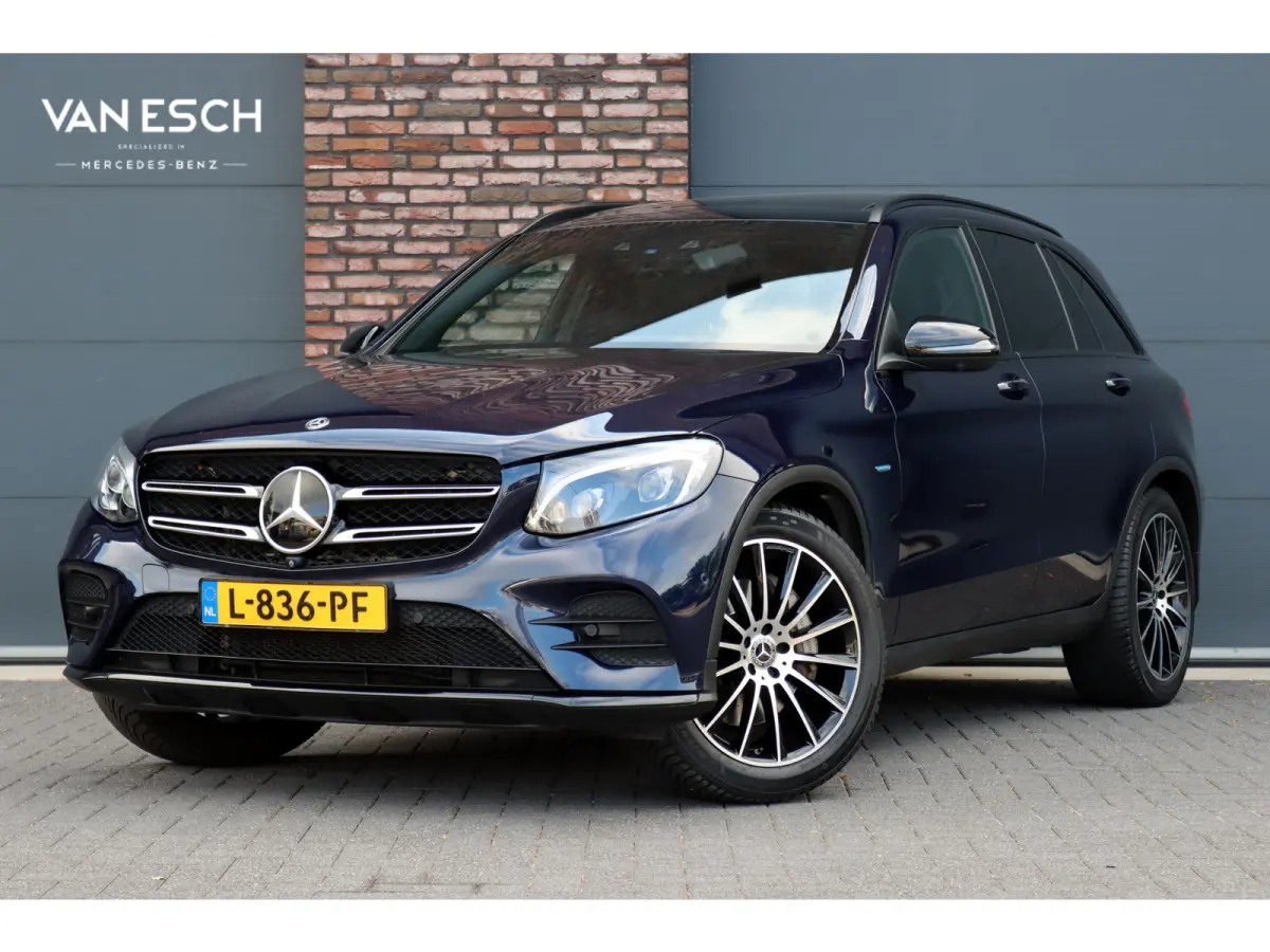 350e 4MATIC AMG Line | Luchtvering | Memory | Burmester | Distronic+ | Leder | Stoelventilatie | Panoramadak | HUD | Surround Camera | Dodehoekassistent |