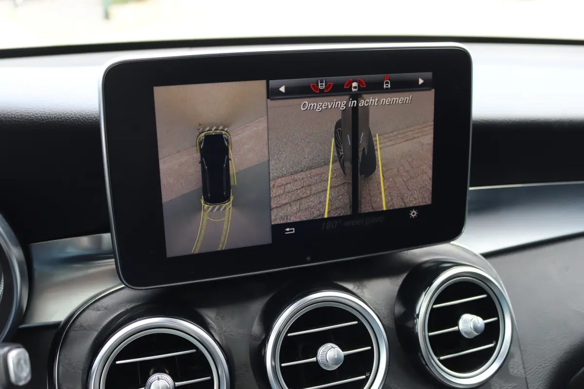 350e 4MATIC AMG Line | Luchtvering | Memory | Burmester | Distronic+ | Leder | Stoelventilatie | Panoramadak | HUD | Surround Camera | Dodehoekassistent |