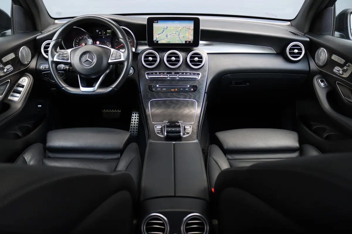 350e 4MATIC AMG Line | Luchtvering | Memory | Burmester | Distronic+ | Leder | Stoelventilatie | Panoramadak | HUD | Surround Camera | Dodehoekassistent |
