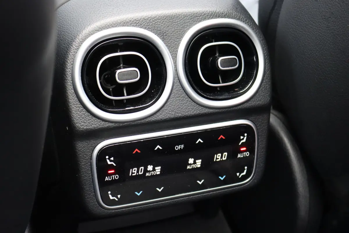 AMG 43 4MATIC Premium+ | Distronic+ | AMG Drivers Package | Achterasbesturing | Sterrenhemel | Schakelbare Uitlaat | Panoramadak | Burmester | Memory | HUD |