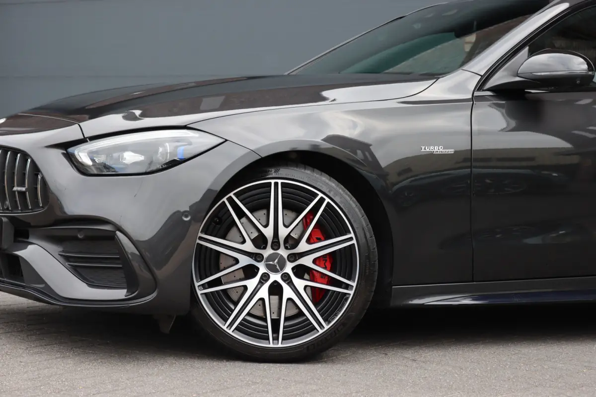 AMG 43 4MATIC Premium+ | Distronic+ | AMG Drivers Package | Achterasbesturing | Sterrenhemel | Schakelbare Uitlaat | Panoramadak | Burmester | Memory | HUD |