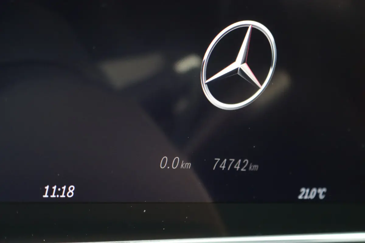 AMG 43 4MATIC Premium+ | Distronic+ | AMG Drivers Package | Achterasbesturing | Sterrenhemel | Schakelbare Uitlaat | Panoramadak | Burmester | Memory | HUD |