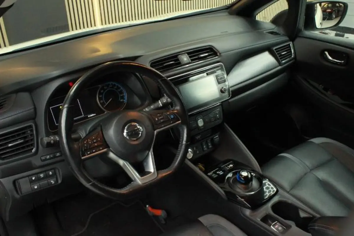 Tekna 40 kWh | 360°| Stoel/Stuurverw| Keyless|