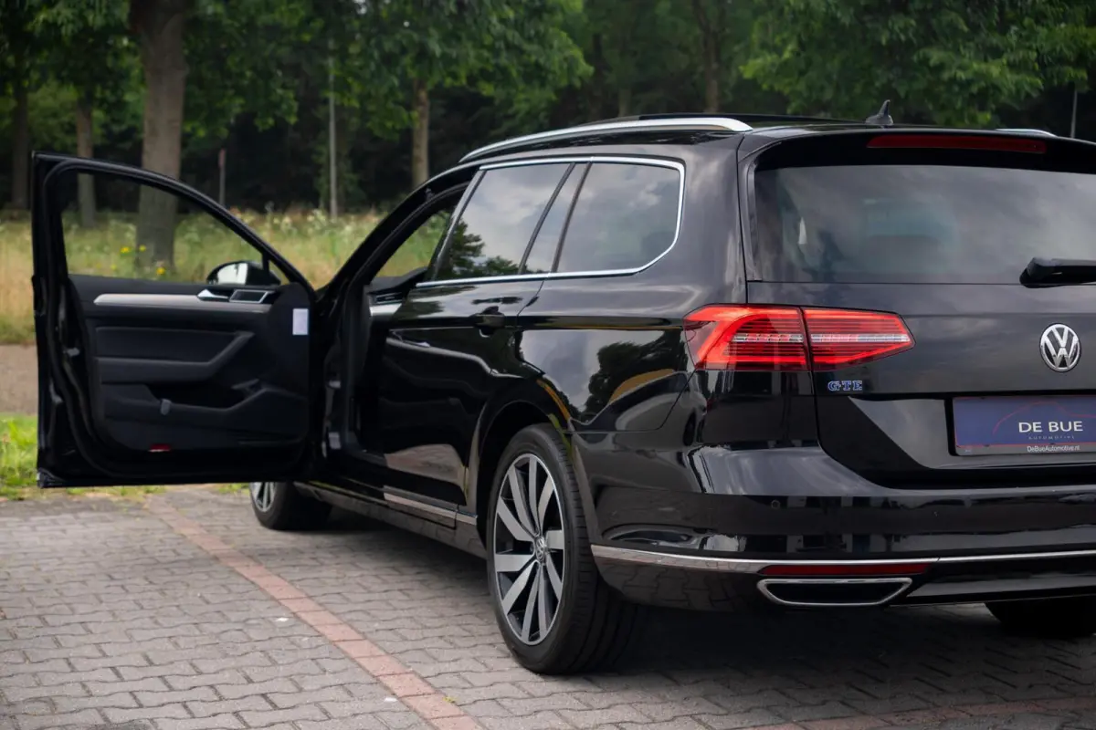 1.4 TSI GTE Highline|Org.NL NAP|1e Eig|Panoramadak|Virtual|CarPlay|DAB|Camera|Dealer Onderhouden