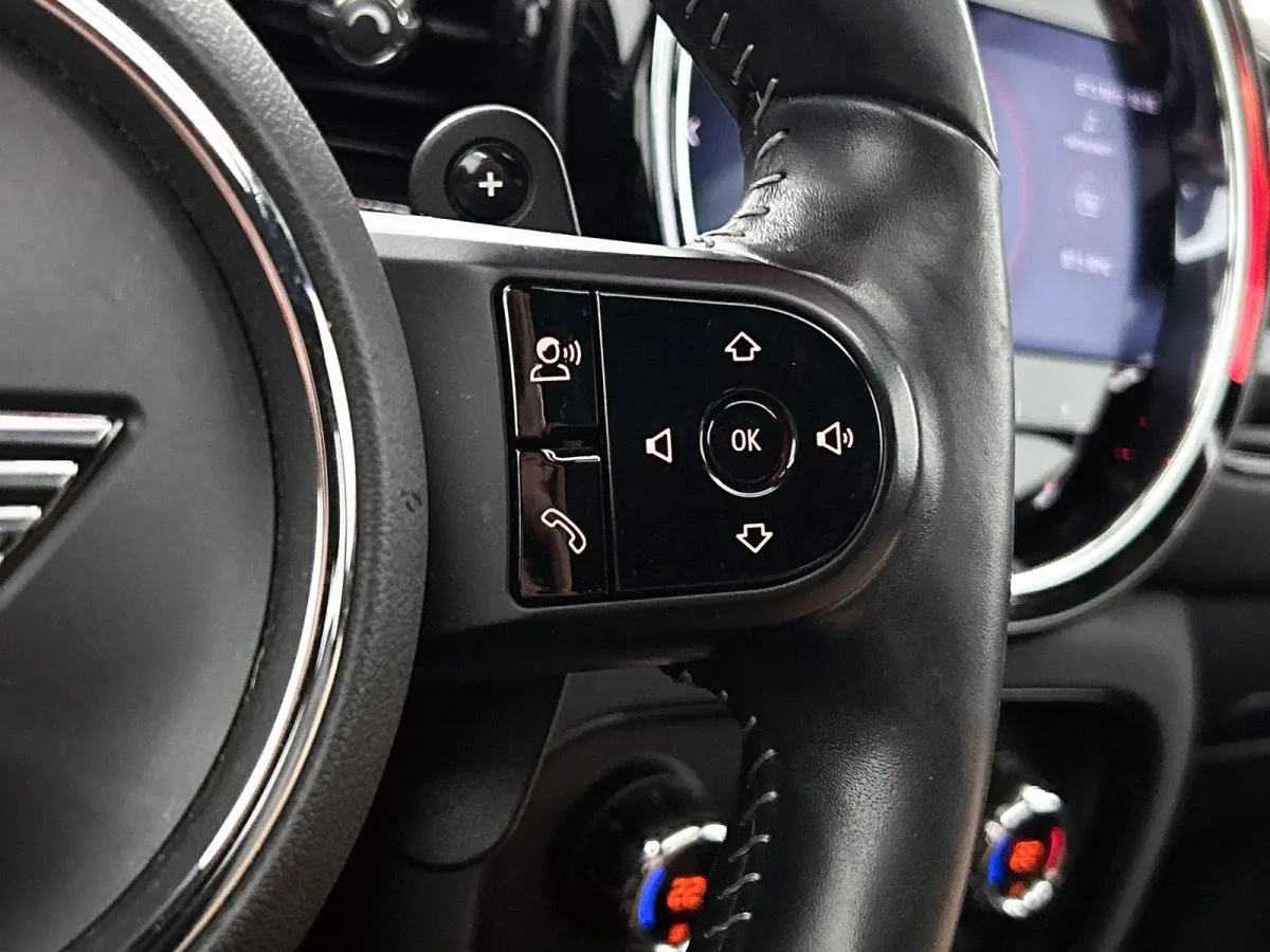 2.0 JCW ALL4 John Cooper Works | Automaat | Panoramadak | Navigatie | Memory seats | Virtual cockpit | Union Jack achterlichten |  Head up display | Apple CarPlay / Android Auto | Vol Leer |