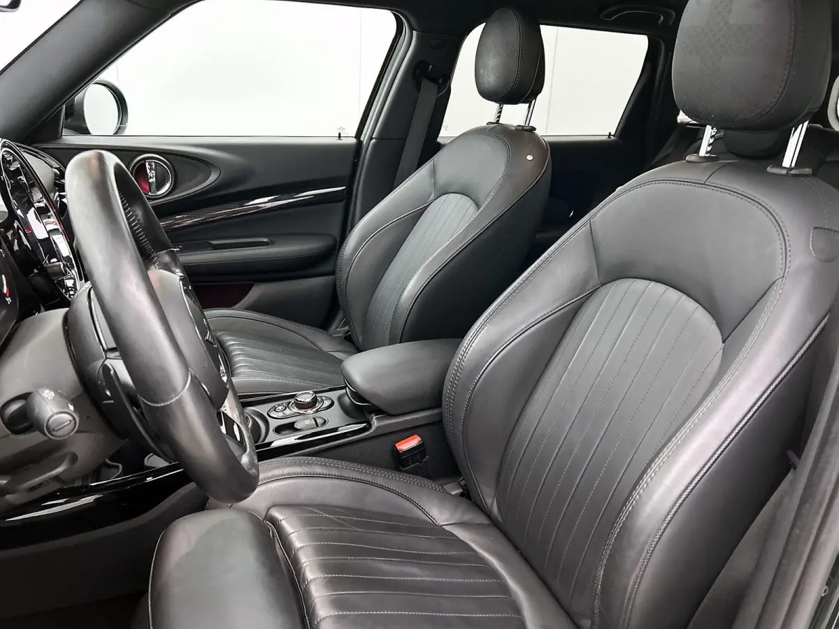 2.0 JCW ALL4 John Cooper Works | Automaat | Panoramadak | Navigatie | Memory seats | Virtual cockpit | Union Jack achterlichten |  Head up display | Apple CarPlay / Android Auto | Vol Leer |