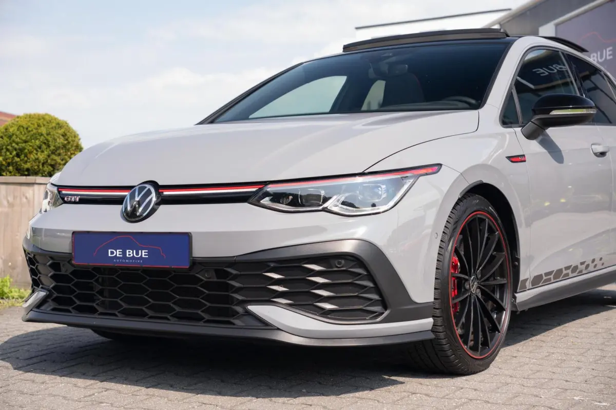 2.0 GTI 301PK Clubsport 45 Jahre|Akrapovic|Panoramadak|HUD|IQ-Light|Nardo/Moonstone Grey|Dealer Onderhouden
