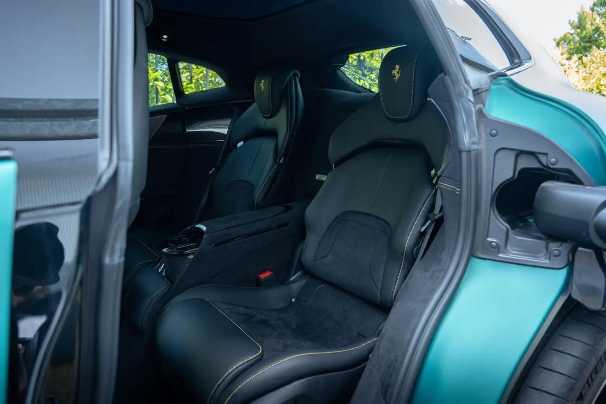 6.5 V12 | Atelier | Full Carbon | Massage | Verde Metallic Opaco | Ventilatie | Connect | Matrix LED | Full Options | Orig. NL |
