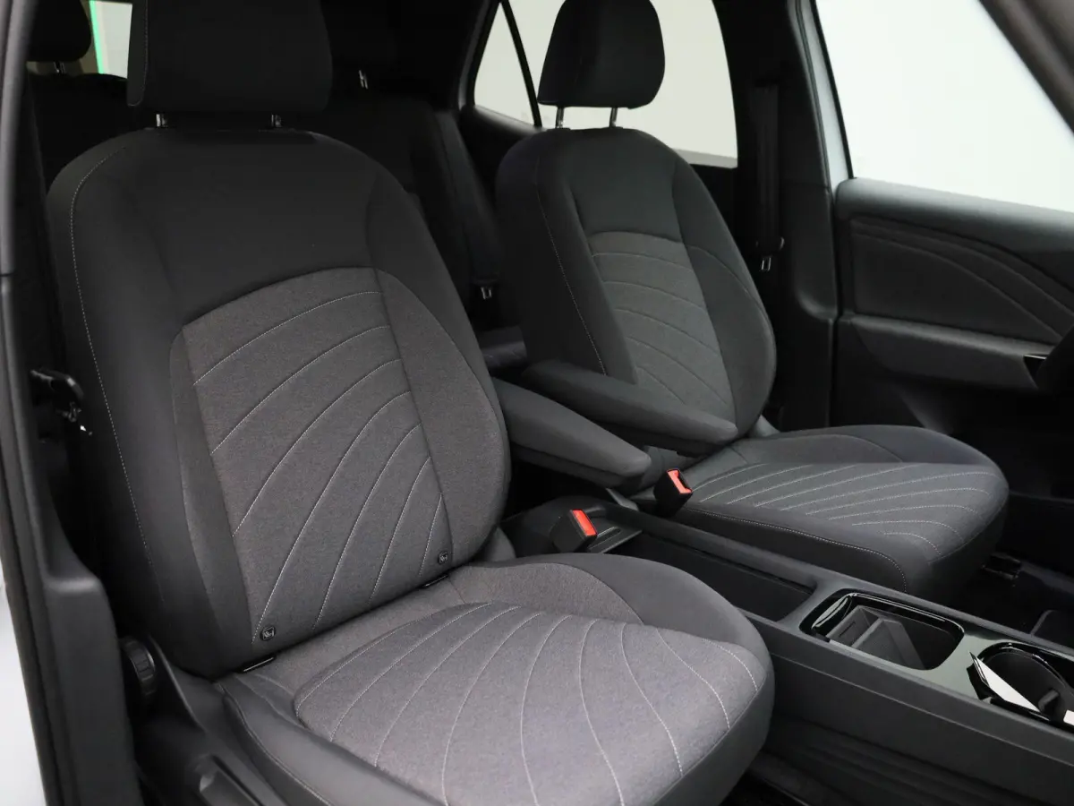 Pro S Limited Edition 79 kWh 204 PK| Origineel Nederlands | 1e Eigenaar | Steunhaak | Navigatie | Stoelverwarming | Stuurwielverwarming | 360 Camera | Dodehoekdetectie | Variabele Laadbodem