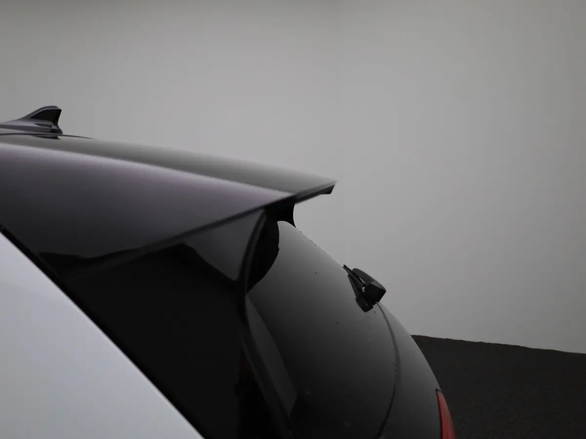 Pro S Limited Edition 79 kWh 204 PK| Origineel Nederlands | 1e Eigenaar | Steunhaak | Navigatie | Stoelverwarming | Stuurwielverwarming | 360 Camera | Dodehoekdetectie | Variabele Laadbodem