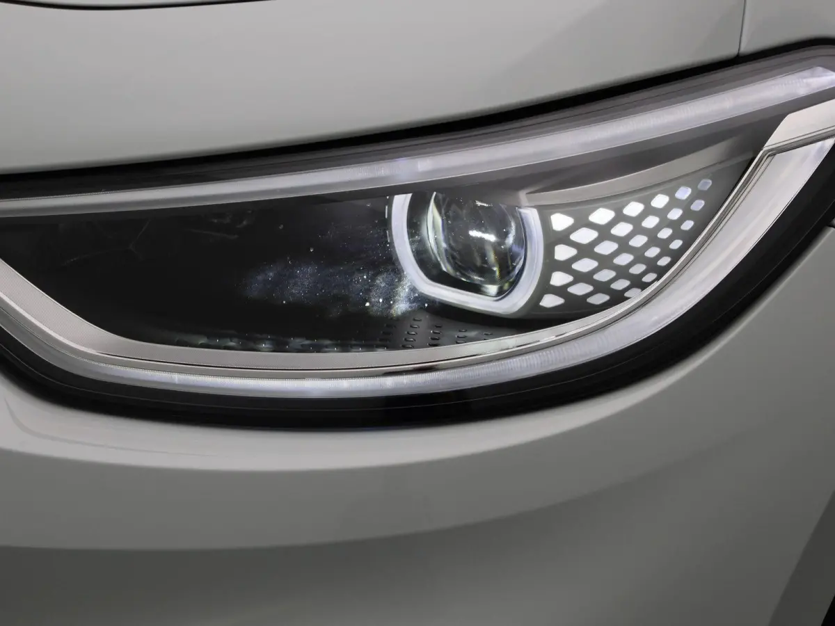 Pro S Limited Edition 79 kWh 204 PK| Origineel Nederlands | 1e Eigenaar | Steunhaak | Navigatie | Stoelverwarming | Stuurwielverwarming | 360 Camera | Dodehoekdetectie | Variabele Laadbodem