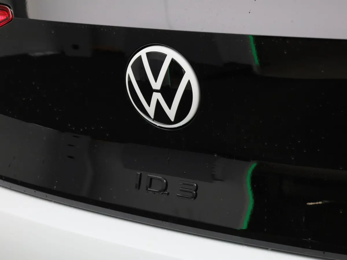 Pro S Limited Edition 79 kWh 204 PK| Origineel Nederlands | 1e Eigenaar | Steunhaak | Navigatie | Stoelverwarming | Stuurwielverwarming | 360 Camera | Dodehoekdetectie | Variabele Laadbodem