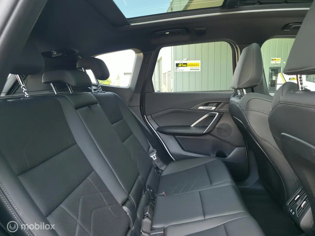 xDrive25e / M sport / Pano / 360' / Leder / Memory