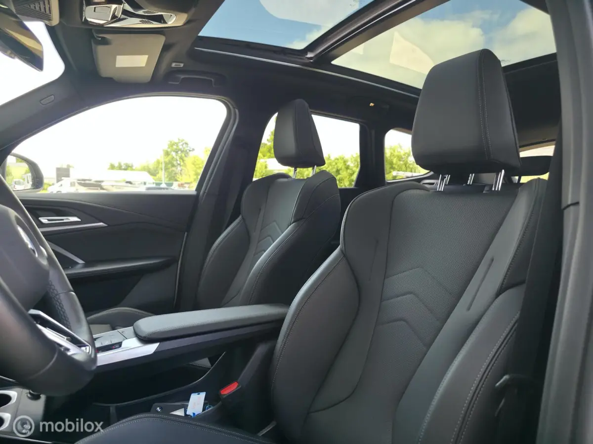 xDrive25e / M sport / Pano / 360' / Leder / Memory