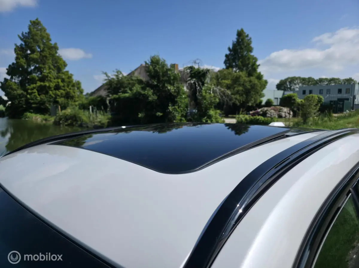 xDrive25e / M sport / Pano / 360' / Leder / Memory