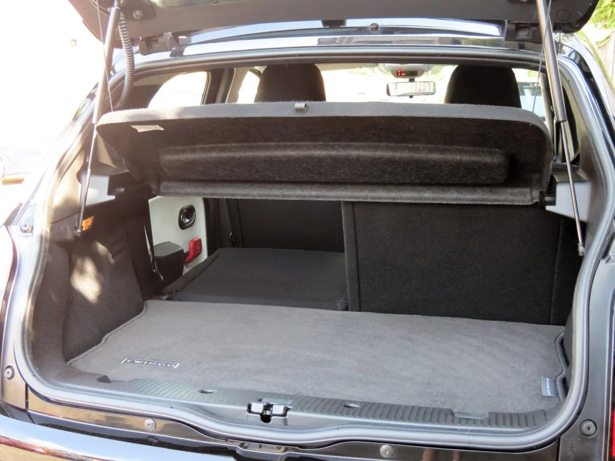 1.0 SCe Collection | 1e EIGENAAR | AIRCO | NIEUWE ALL-SEASON BANDEN | DAB+ RADIO | BLUETOOTH RADIO |