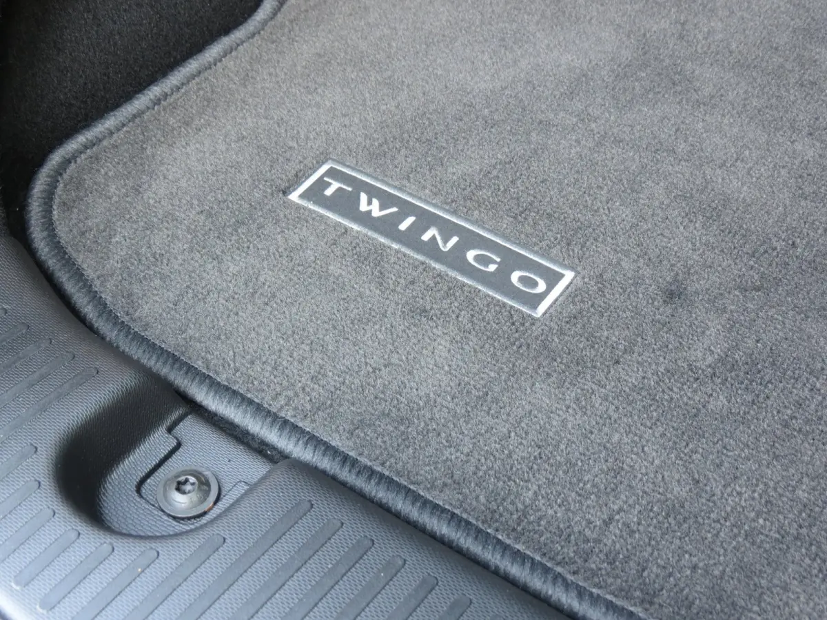 1.0 SCe Collection | 1e EIGENAAR | AIRCO | NIEUWE ALL-SEASON BANDEN | DAB+ RADIO | BLUETOOTH RADIO |