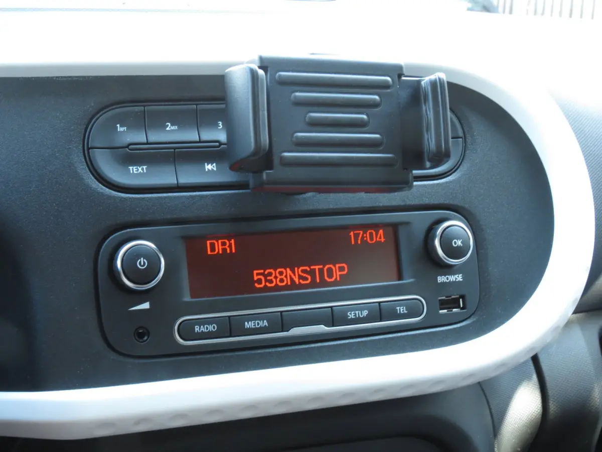 1.0 SCe Collection | 1e EIGENAAR | AIRCO | NIEUWE ALL-SEASON BANDEN | DAB+ RADIO | BLUETOOTH RADIO |